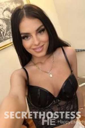 25 year old Italian Escort in Roma I'm Sofia25 a 25-year-old escort in Rome, Italy. I love