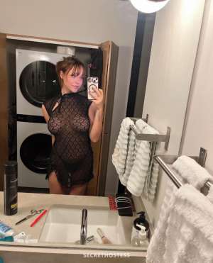 27 Year Old Caucasian Escort Chicago IL Brown Hair Brown eyes - Image 5