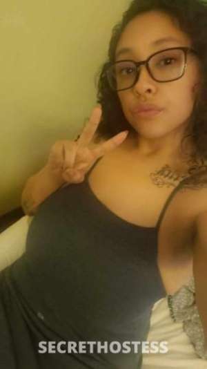 32 year old Escort in Oklahoma City OK Indulge in Some Sweet Smoke-Friendly Fun with Honey