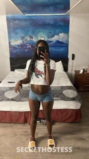 MAGICAL 21Yrs Old Escort Chicago IL Image - 3