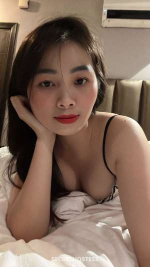 23 Year Old Asian Escort Doha Black Hair Brown eyes - Image 1