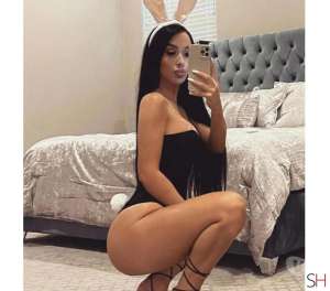 23 year old Latino Escort in Eastleigh Hampshire Hi^ Im Anna. I'm an independent lady with a passion to 