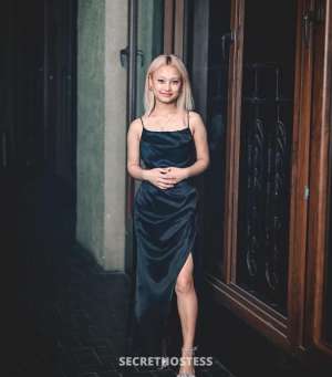 20 year old Japanese Escort in Melbourne Hey Babe, I'm Naomi - Your Ultimate Companion