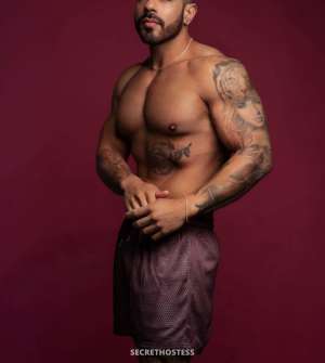 27 year old Turkish Escort in London I'm Nass Max, Your Personal Masseuse for Amazing 