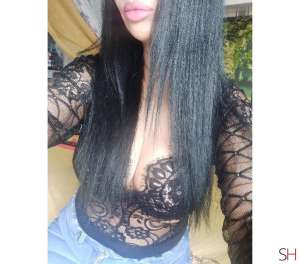 32 year old Caucasian Escort in Dublin Hi$ I'm Bella Erika. I offer top-notch massage services