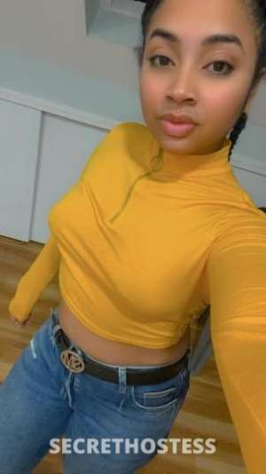 I'm Fanny, a Real Woman from Colombia. I Offer Unforgettable in Suffolk VA