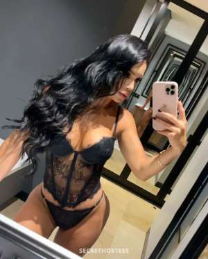 Hi^ I'm Genesis, a very hot lady you shouldn't miss. I offer in Montgomery AL