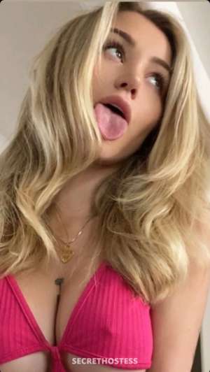 24 year old Escort in Charleston SC Let's Hang Out Tonight! I'm Kae, Your All-