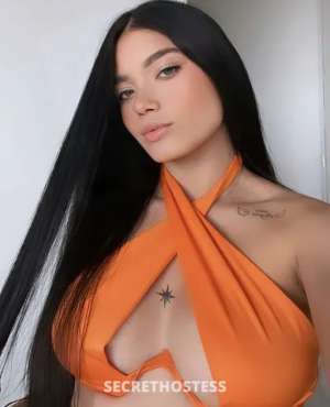 24 year old Escort in Omaha NE I'm Stephenie-Black and I'm ready to fuck. Text me