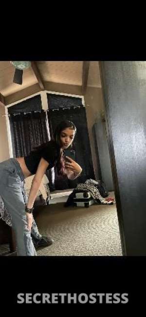 18 year old Escort in Los Angeles CA Juicy Pussy for Sale~ FT Shows, and More! 
