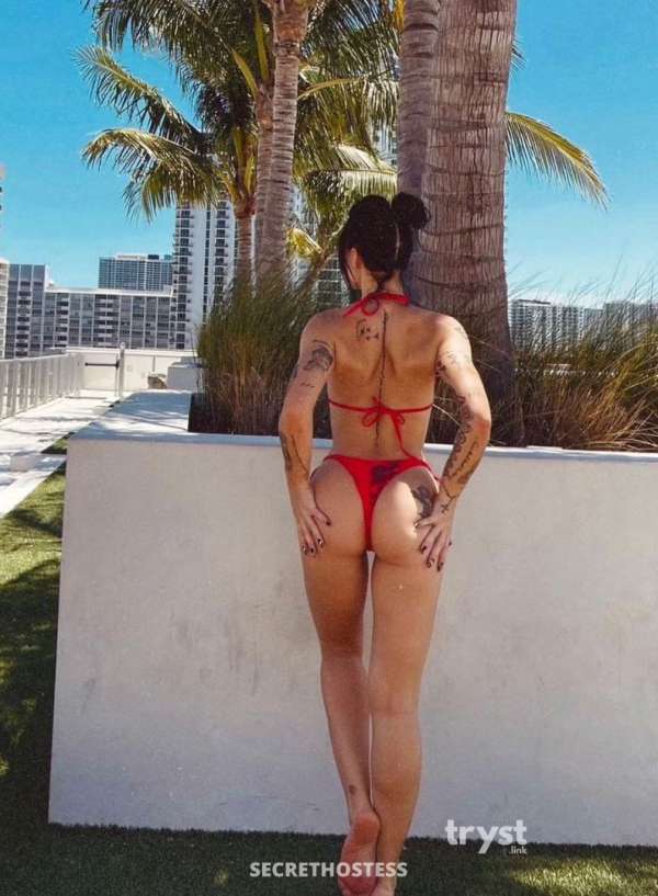 20Yrs Old Escort Size 6 Los Angeles CA Image - 3