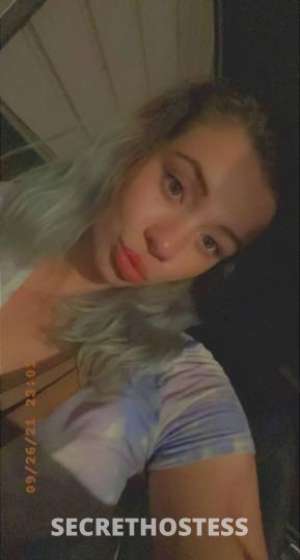 22 year old Escort in Louisville KY I'm Lexxi, a 22-year-old nymphomaniac ready to rock 