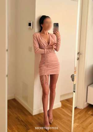 25Yrs Old Escort 45KG 165CM Tall Bucharest Image - 1