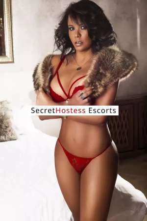 28 Year Old Brazilian Escort Bugibba Black Hair Black eyes - Image 2