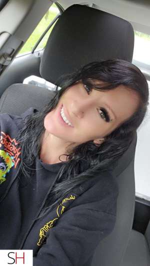 34 year old Caucasian Escort in Hamilton Ready for Your Dick in Me