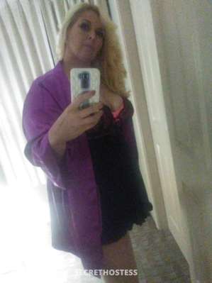 Reina 51Yrs Old Escort St. Louis MO Image - 3
