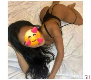 24 year old Latino Escort in Brighton East Sussex I'm the Horny Brunette for You