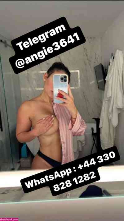 25Yrs Old Escort Size 12 130KG 5CM Tall Farnborough Image - 5