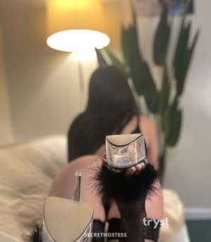 20 Year Old Argentinian Escort Manhattan NY Brunette Brown eyes - Image 7