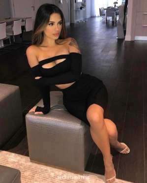 I'm Alexis - Your Ultimate Sweetheart with a Wild Streak in Los Angeles CA