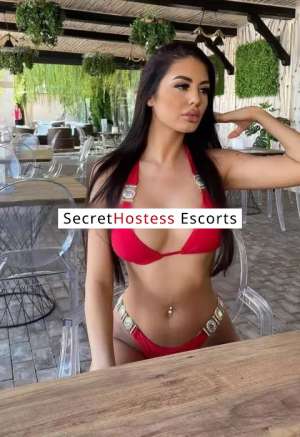 25 Year Old Russian Escort Padova Black Hair Brown eyes - Image 3