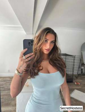 27 Year Old Escort Los Angeles CA Dark Hair Brown eyes - Image 4