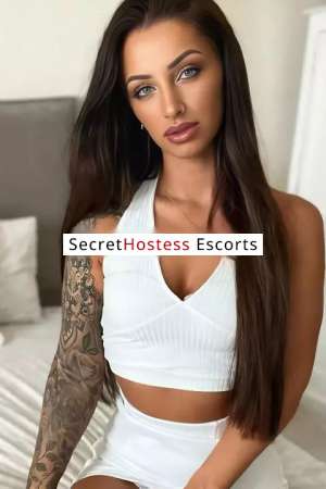 27 Year Old Russian Escort Pisa Brown Hair - Image 3