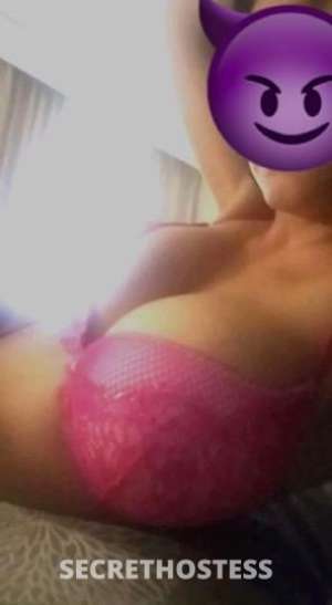 Exotic young princess wants to spice things up with you in Carbondale IL