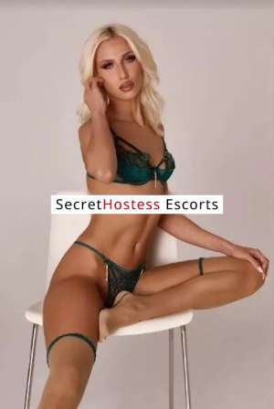 Discover therefined andsensual Hilmafor an unforgettable  in London