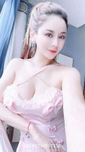 I'm Vivian, a young Asian masseuse with sexy D-cup breasts.  in Brisbane