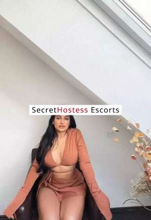 Ranoosh.  Sexy curvy arab girl in Istanbul