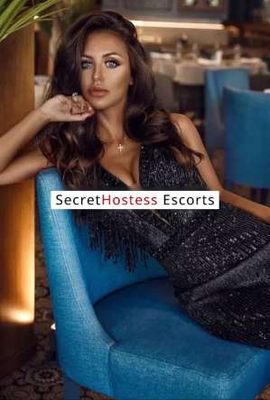 25 Year Old Ukrainian Escort Milan Brown Hair Blue eyes - Image 2