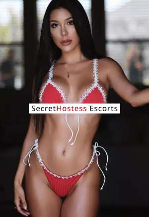 29 Year Old Italian Escort Florence Black Hair Brown eyes - Image 6