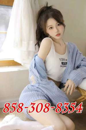 23 Year Old Asian Escort San Diego CA Black Hair - Image 2