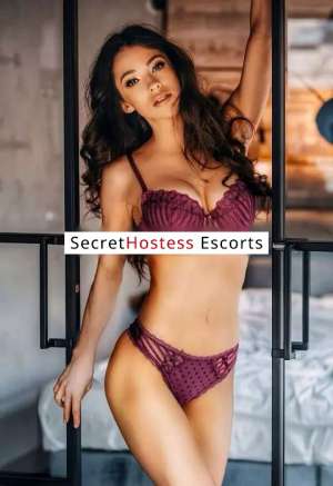 30 Year Old Italian Escort Florence Black Hair Blue eyes - Image 2