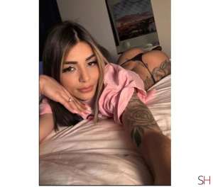 21 year old American Escort in Brighton East Sussex Erika's Elite Escort Services Unforgettable 