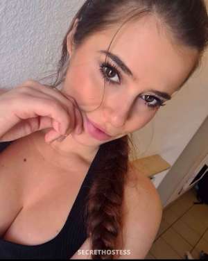 28 year old Escort in Orlando FL Make Your Day Better Beauty, Brains, and Safety