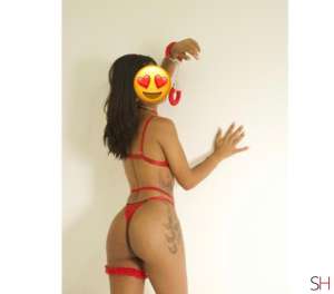 19 year old Portuguese Escort in Caruaru Pernambuco Maceio's Top Escort Taih de Macei