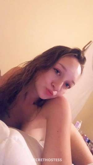 26 year old Escort in Everett WA Erotic Fantasies Fulfilled Anal, Rimjob, Bareback, Blowjob, 