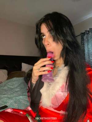 24 year old Escort in Palm Springs CA Raw Sex and Hookup with Sexy Blonde