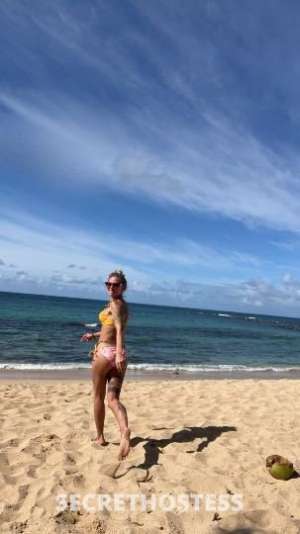 Bailey SweetCountryGirl in Maui HI