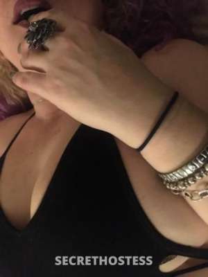 Hot MILF Candy Real Tits, Wet Pussy, and the Best Blowjobs in Barrie