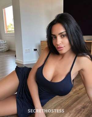 26 year old Escort in Los Angeles CA Sweet Indulgence Diana, Your Irresistible Treat for Tonight