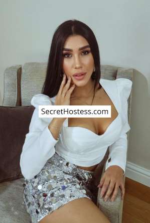 23 year old Latin Escort in London Bootylicious Brazilian