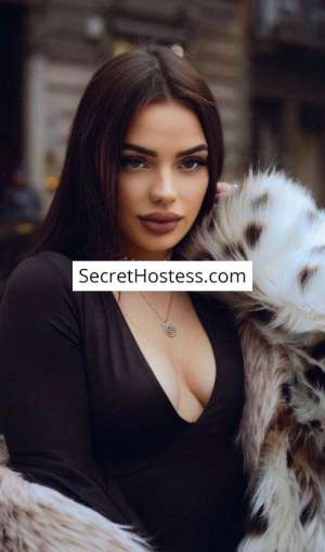 21 Year Old Caucasian Escort Milan Brown Hair Blue eyes - Image 7