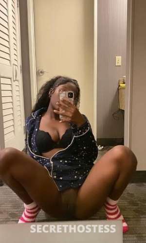 21 year old Escort in Pensacola FL Uninhibited Pleasure with Hot Babe