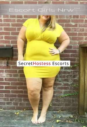 BBW Escort Model Nina Embracing My Curves, Finding Clients,  in Aachen