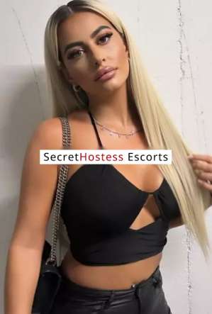 23 Year Old Russian Escort Rome Black eyes - Image 4