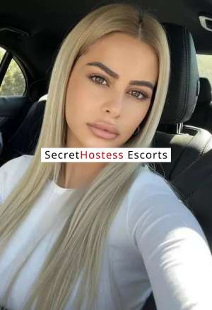 23 Year Old Russian Escort Rome Black eyes - Image 6