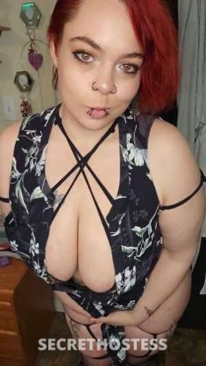 32 year old Escort in Edmonton Kinky Stoner MILF Next Door